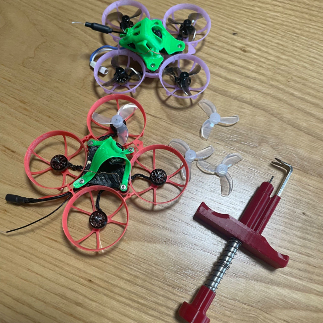 DT Propeller Puller Tinywhoop  - огляд і ціна Drone Racing Gate